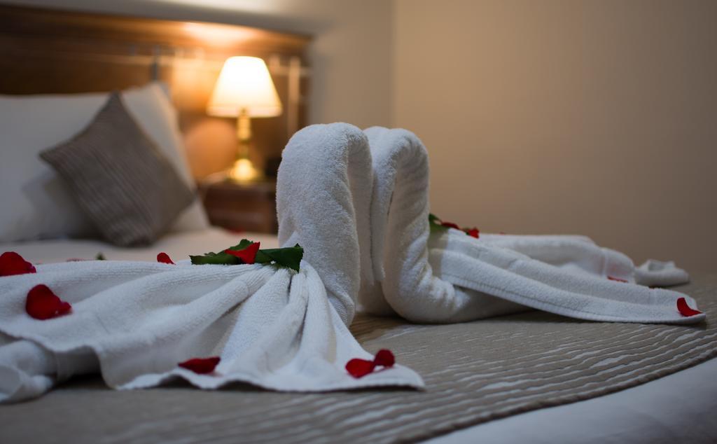 El Oumnia Puerto & Spa Tanger Luaran gambar