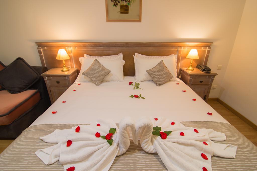El Oumnia Puerto & Spa Tanger Luaran gambar